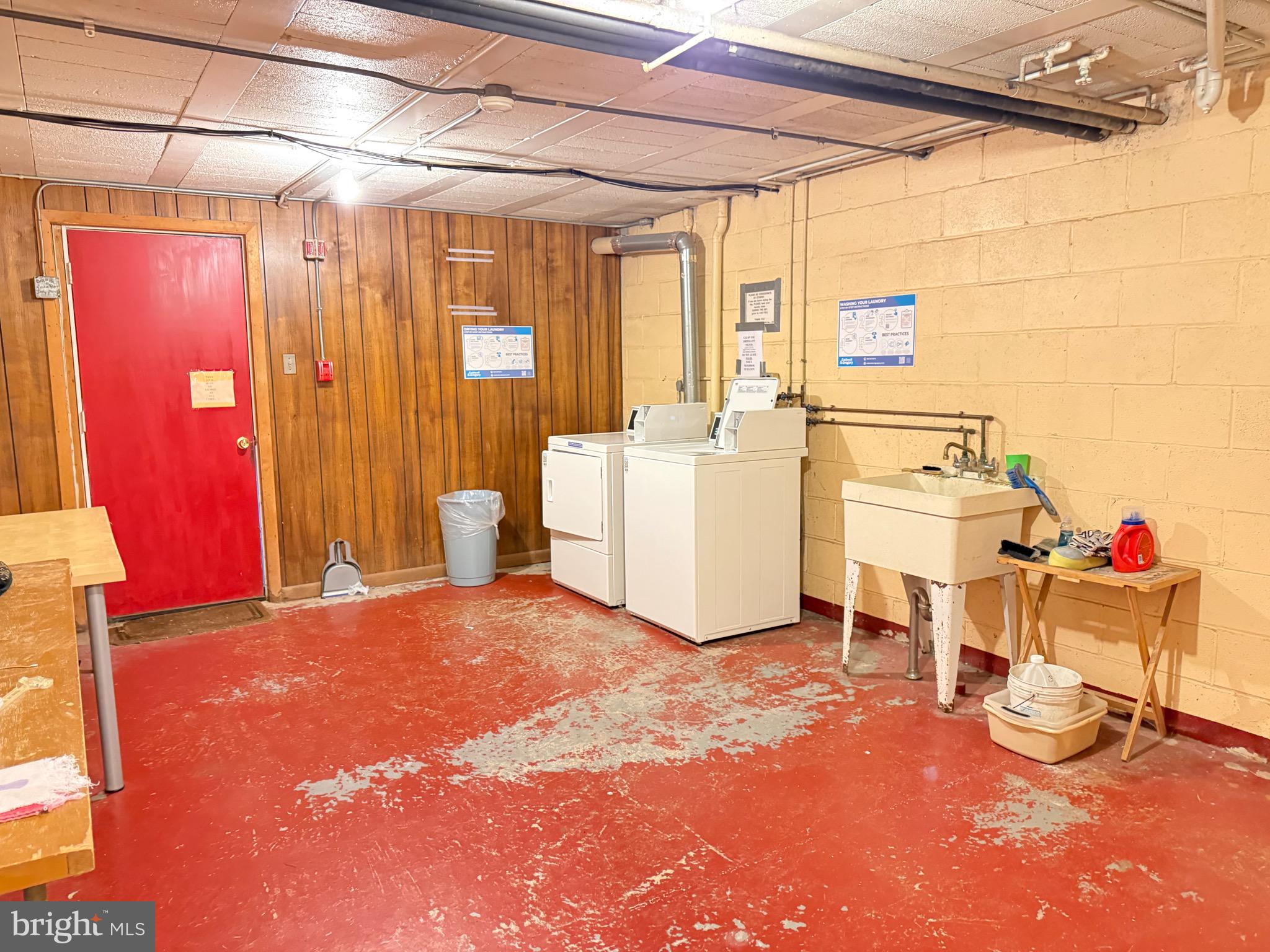 NORTHWOODS - Residential