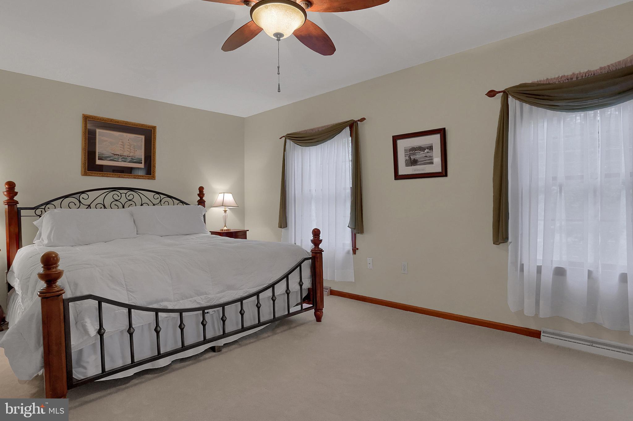 SOUTH MIDDLETON - Residential