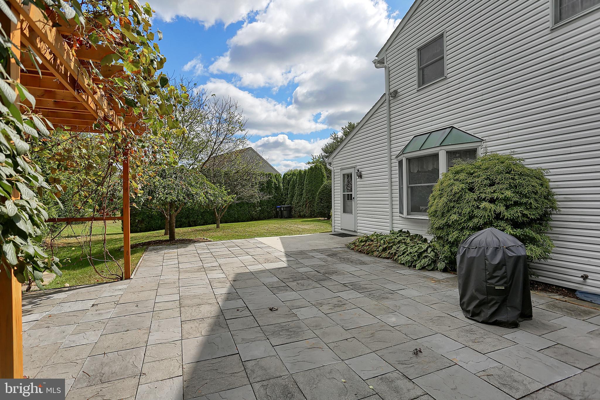 SOUTH MIDDLETON - Residential