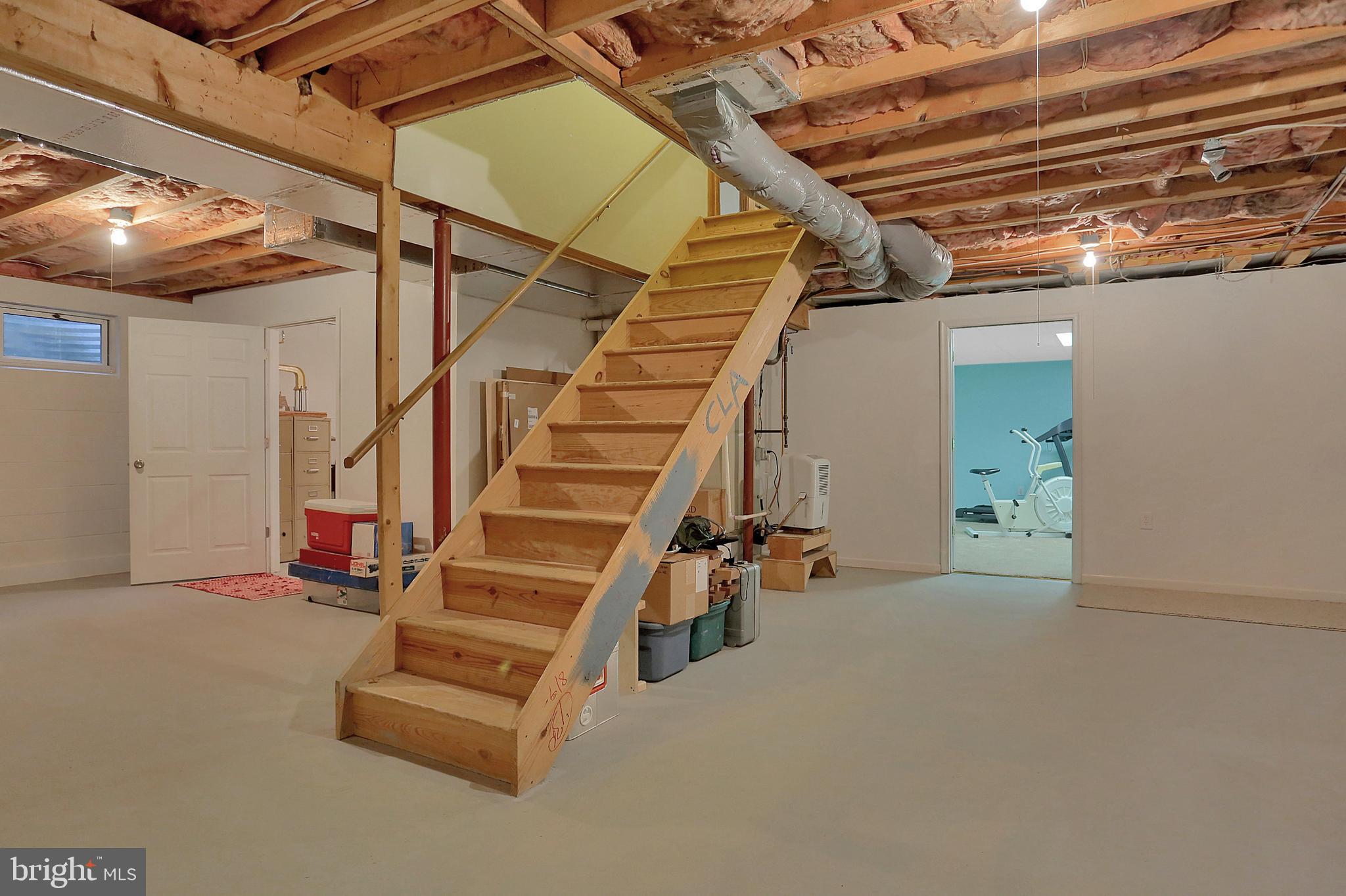 SOUTH MIDDLETON - Residential