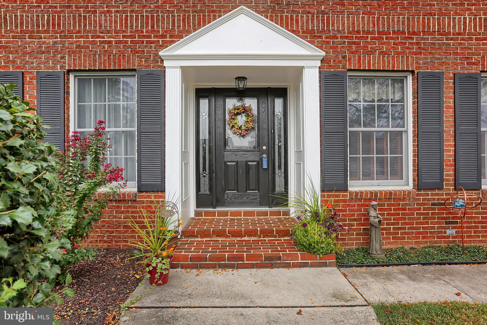 SOUTH MIDDLETON - Residential