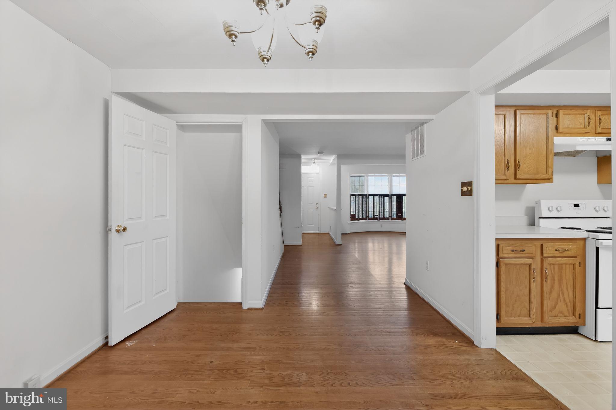 WATERSIDE - Residential