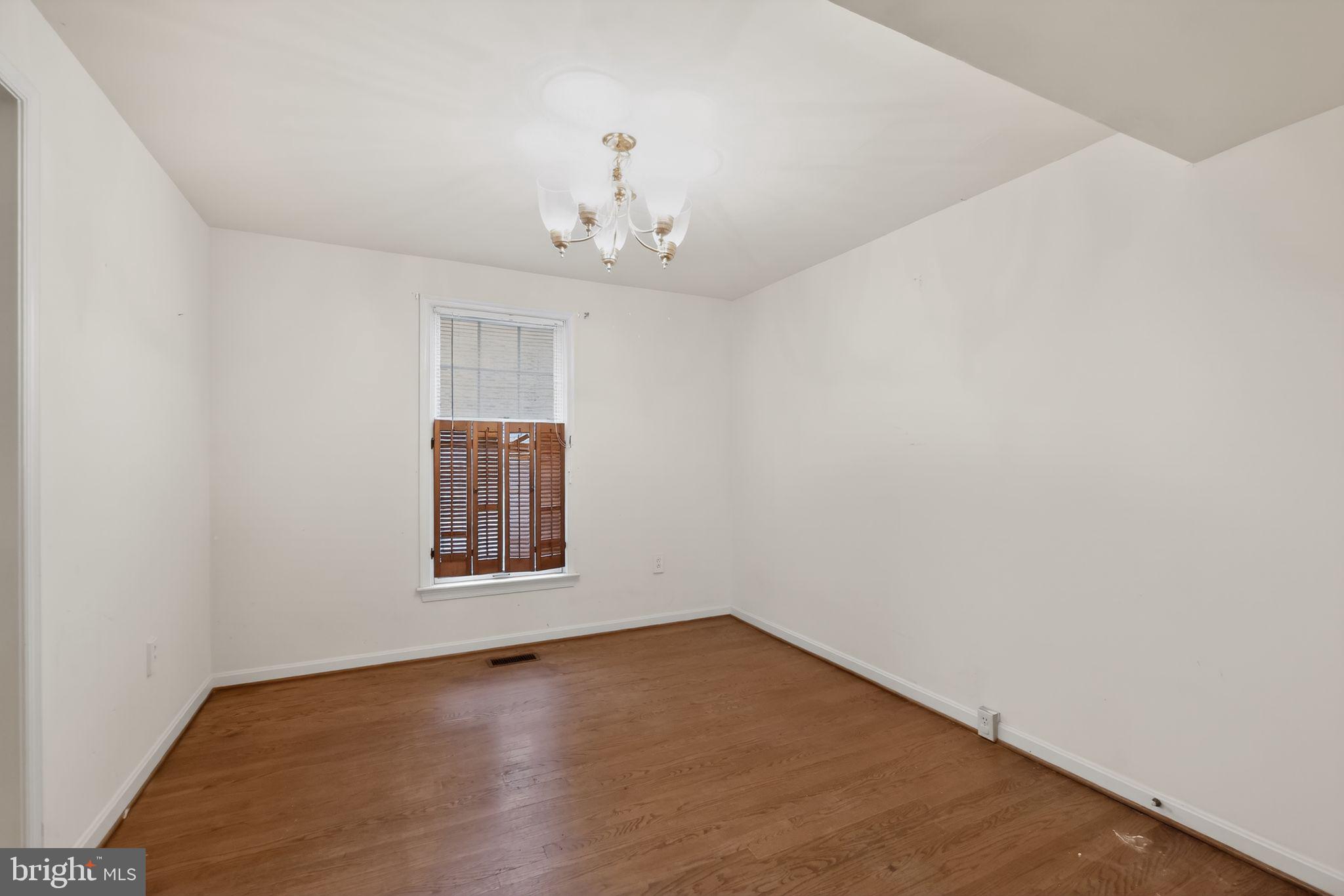 WATERSIDE - Residential