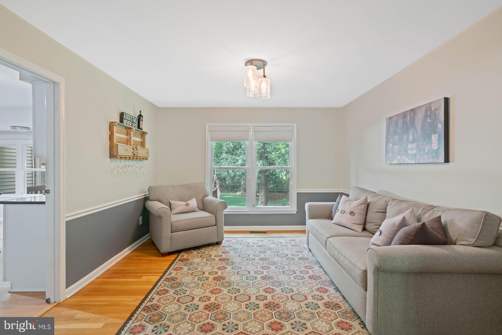 RESTON - Residential