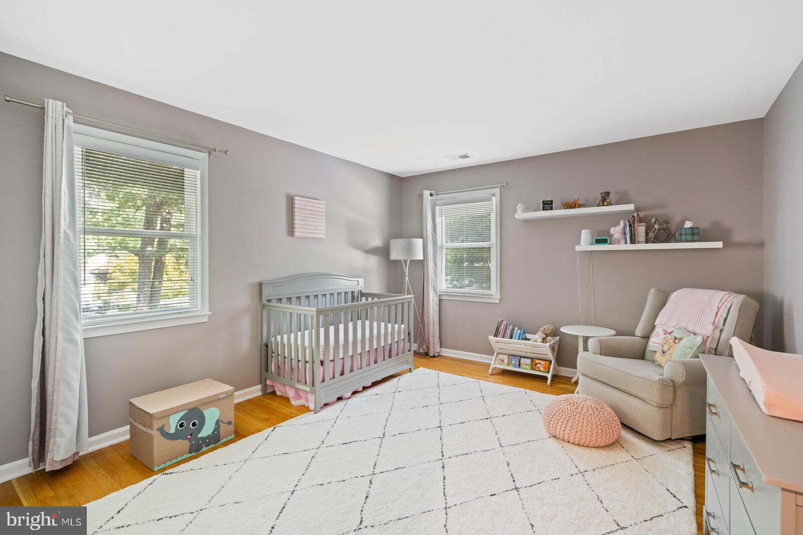 RESTON - Residential