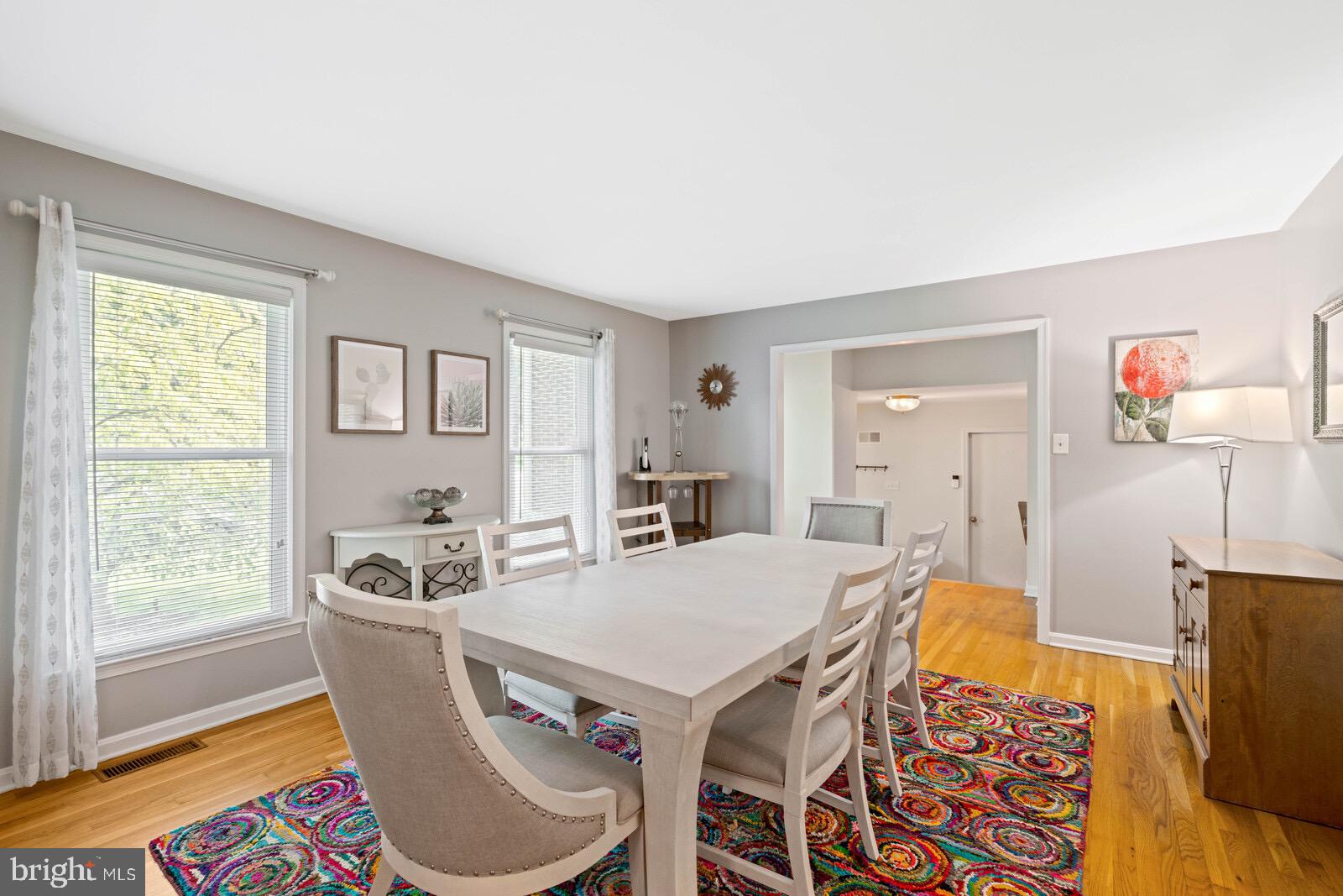 RESTON - Residential