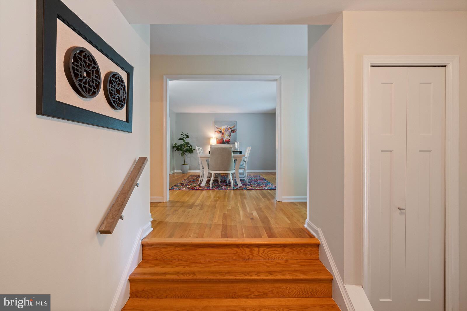 RESTON - Residential