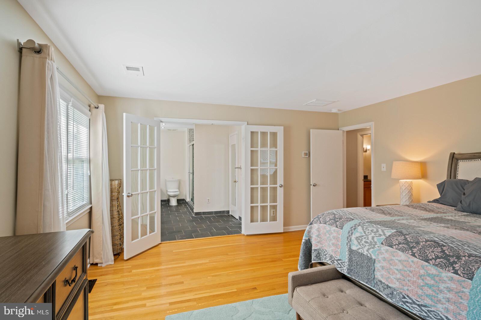 RESTON - Residential