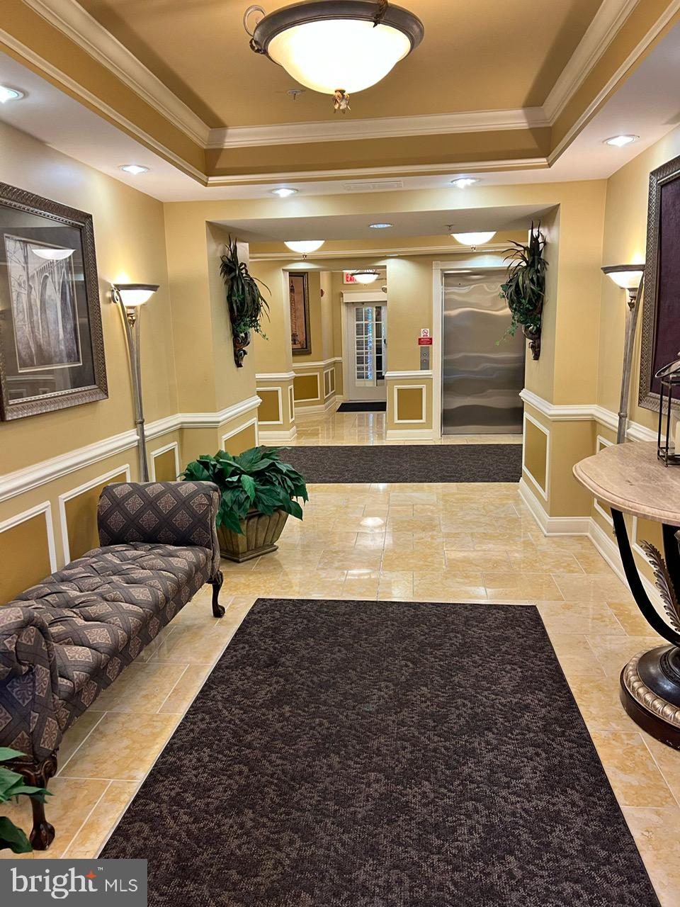 KING FARM VILLAGE - Residential Lease