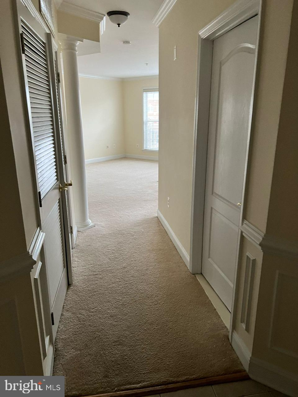 KING FARM VILLAGE - Residential Lease