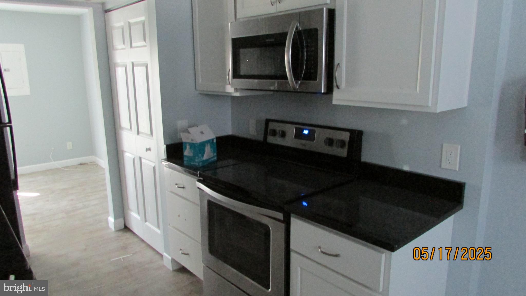 4102 PARKWOOD COURT