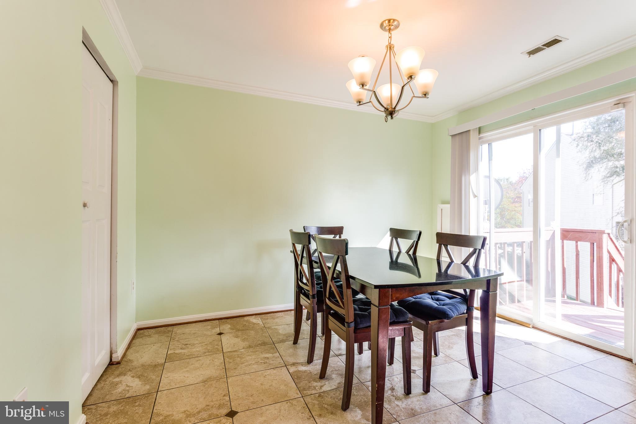 FOUNDERS WOODS CONDO - Residential