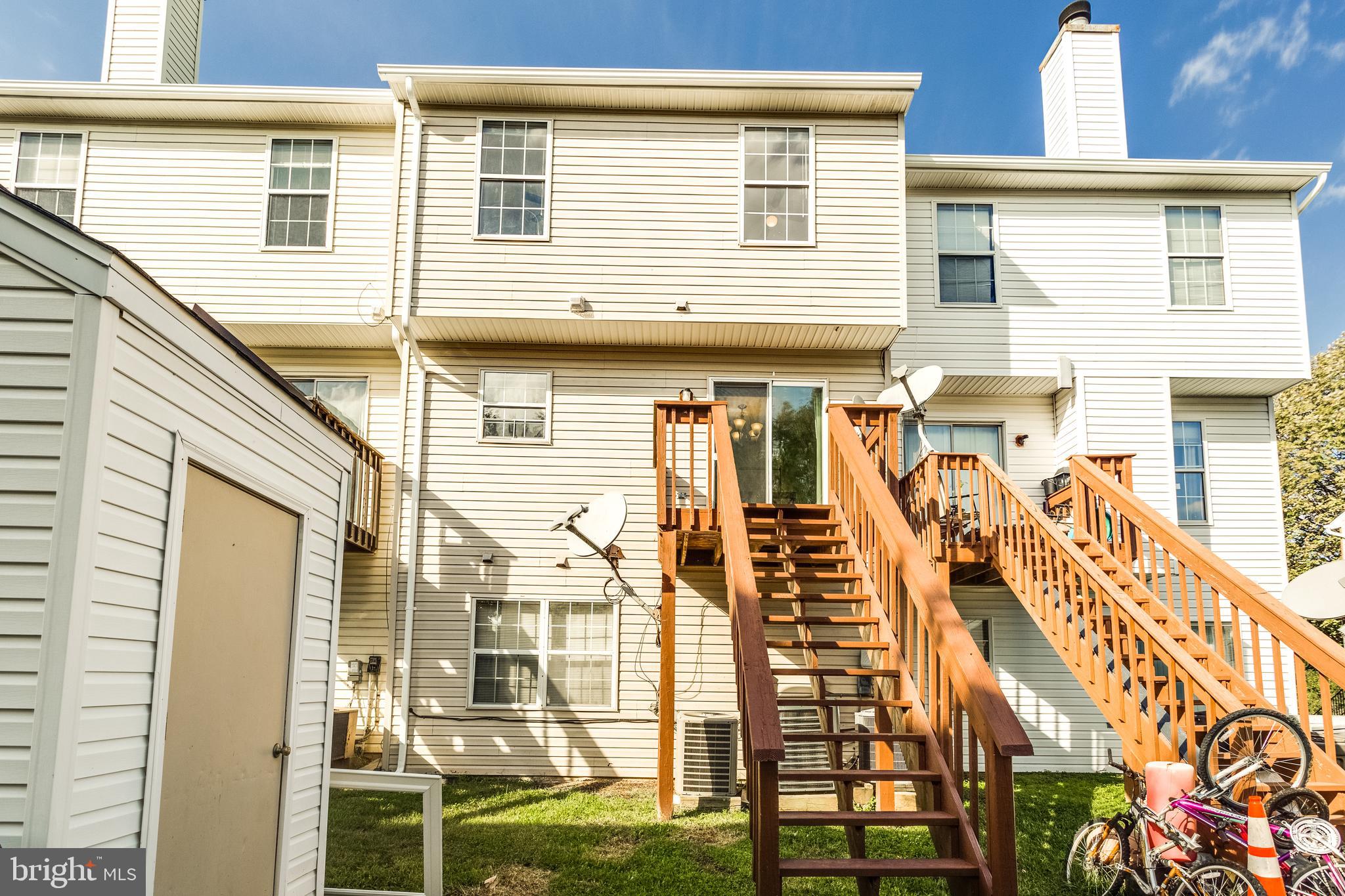 FOUNDERS WOODS CONDO - Residential