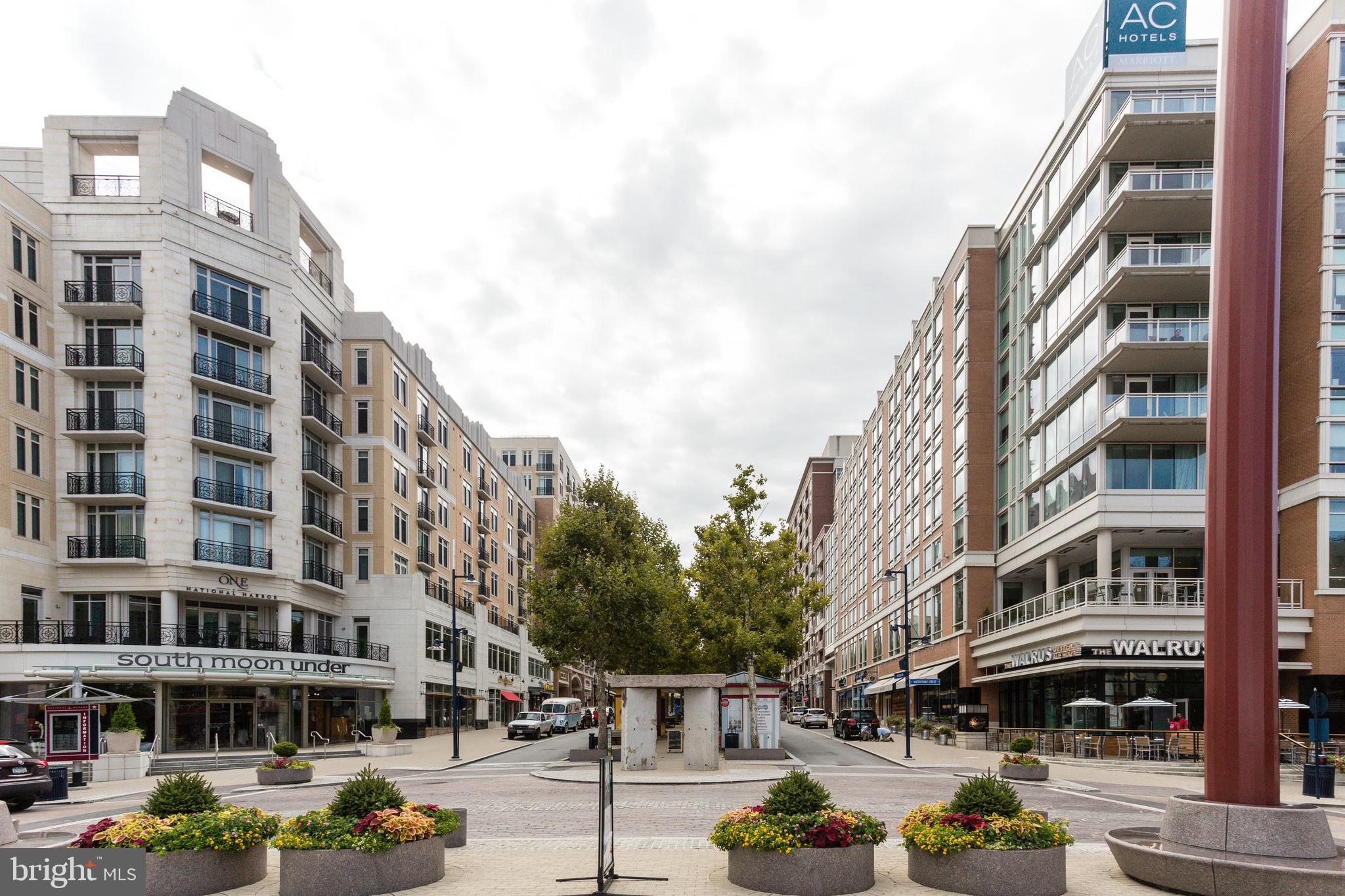 FOUNDERS WOODS CONDO - Residential