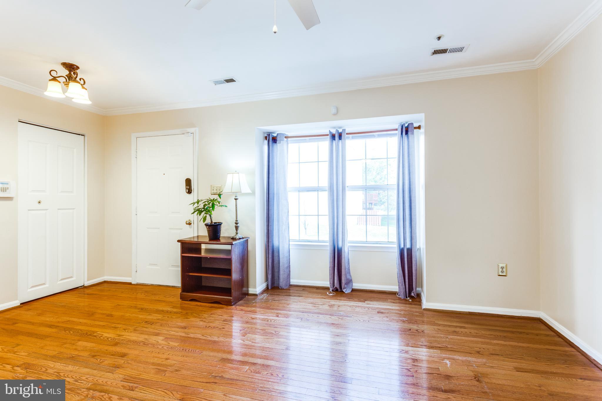 FOUNDERS WOODS CONDO - Residential