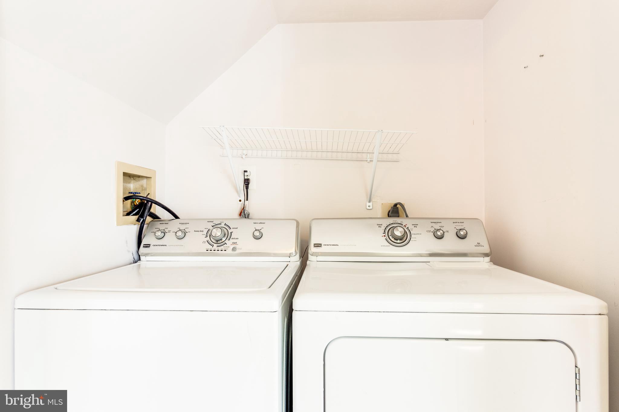 FOUNDERS WOODS CONDO - Residential