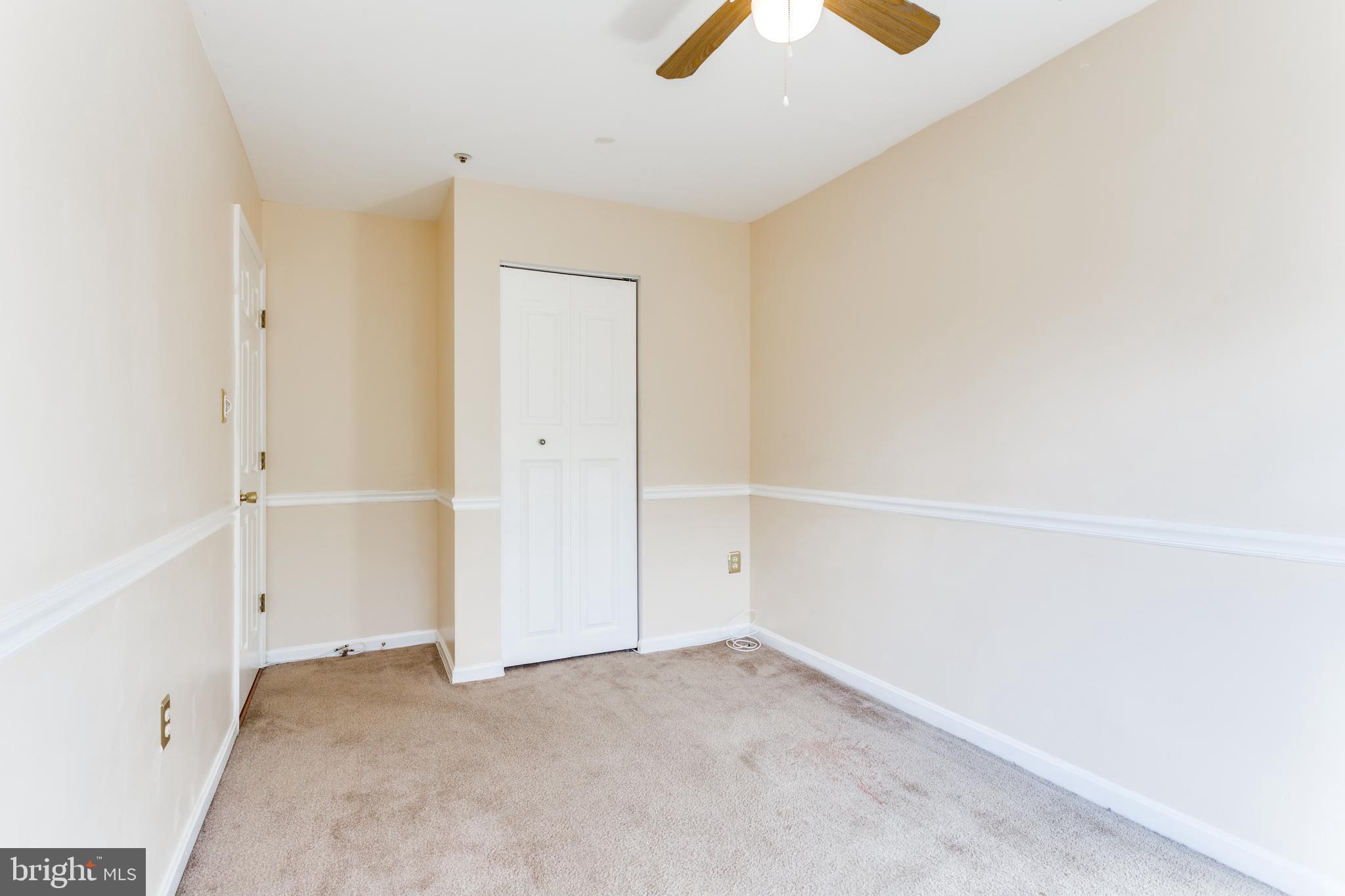 FOUNDERS WOODS CONDO - Residential