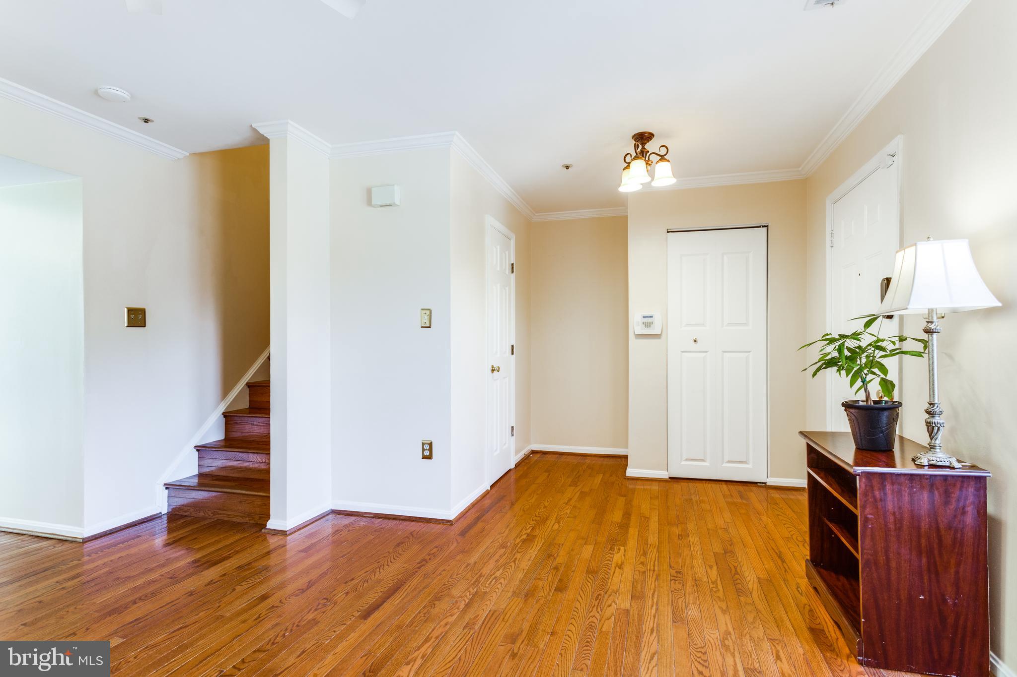 FOUNDERS WOODS CONDO - Residential