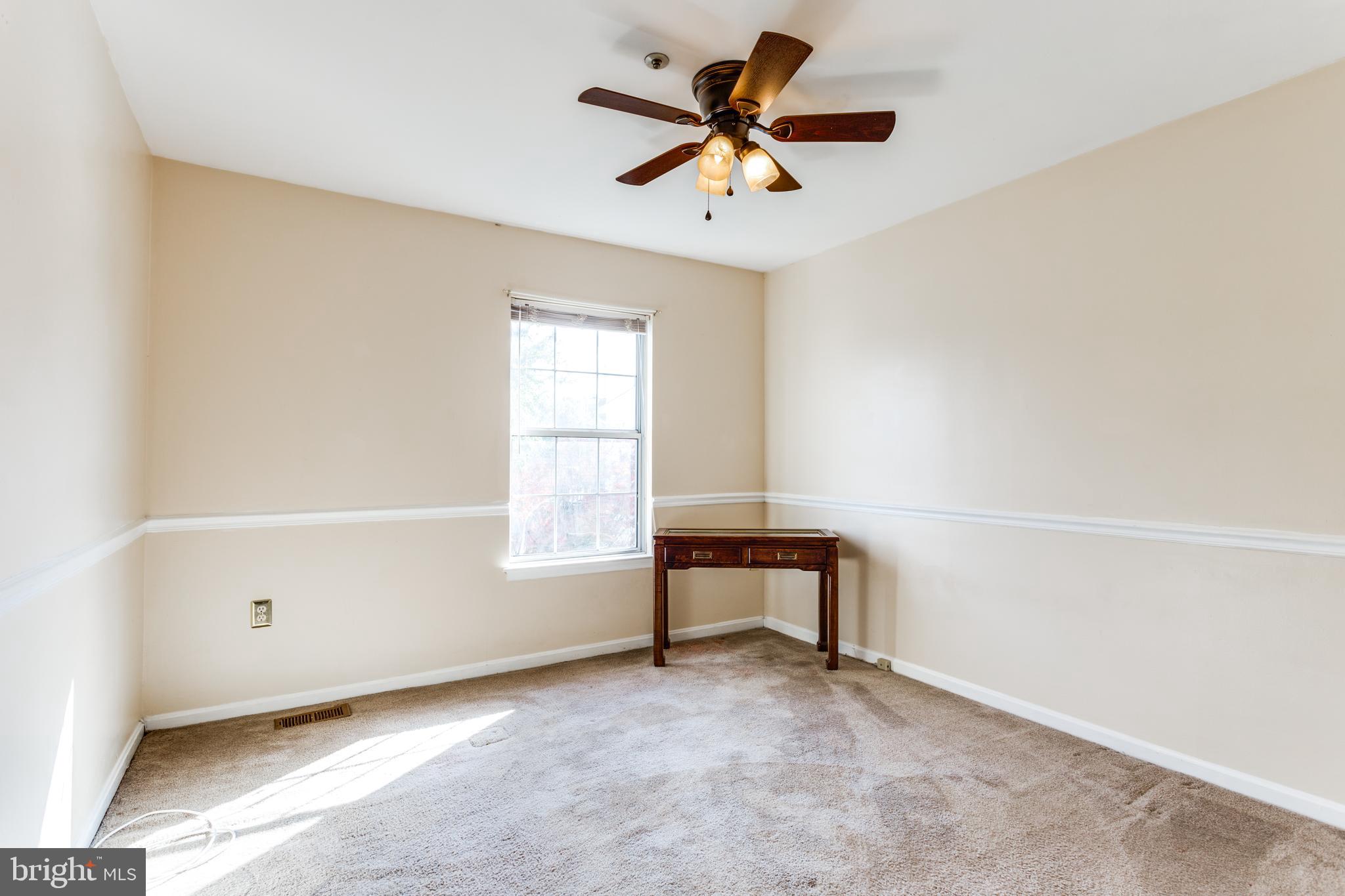 FOUNDERS WOODS CONDO - Residential