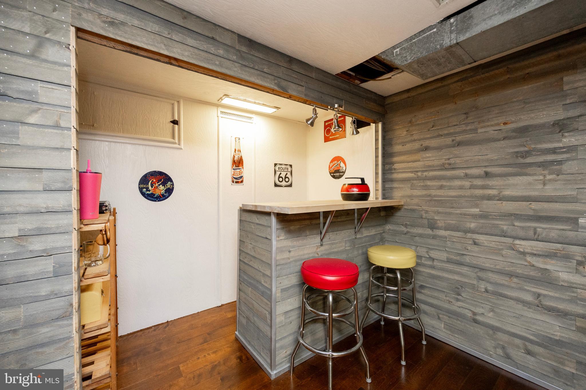 WYNNEWOOD VALLEY - Residential