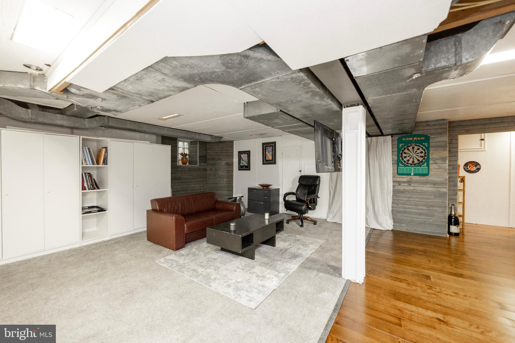 WYNNEWOOD VALLEY - Residential