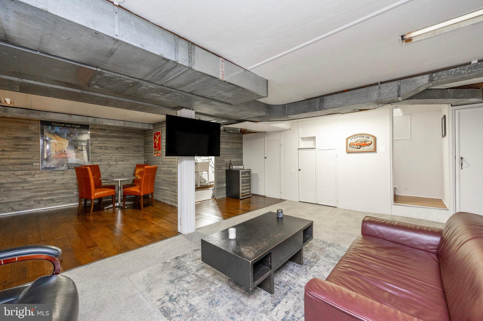 WYNNEWOOD VALLEY - Residential