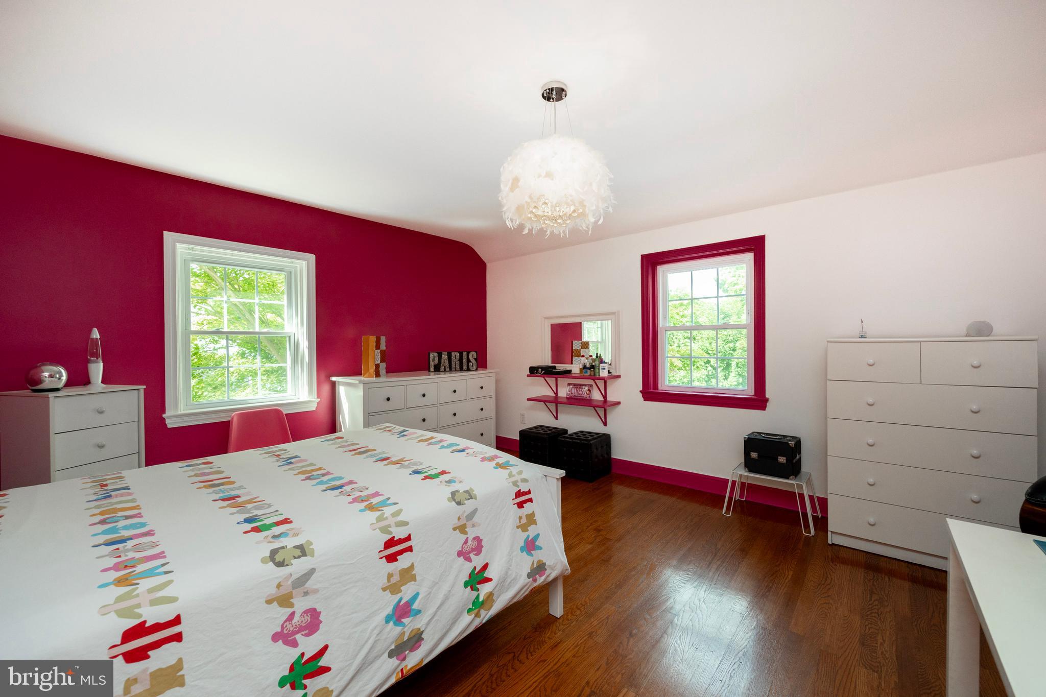 WYNNEWOOD VALLEY - Residential