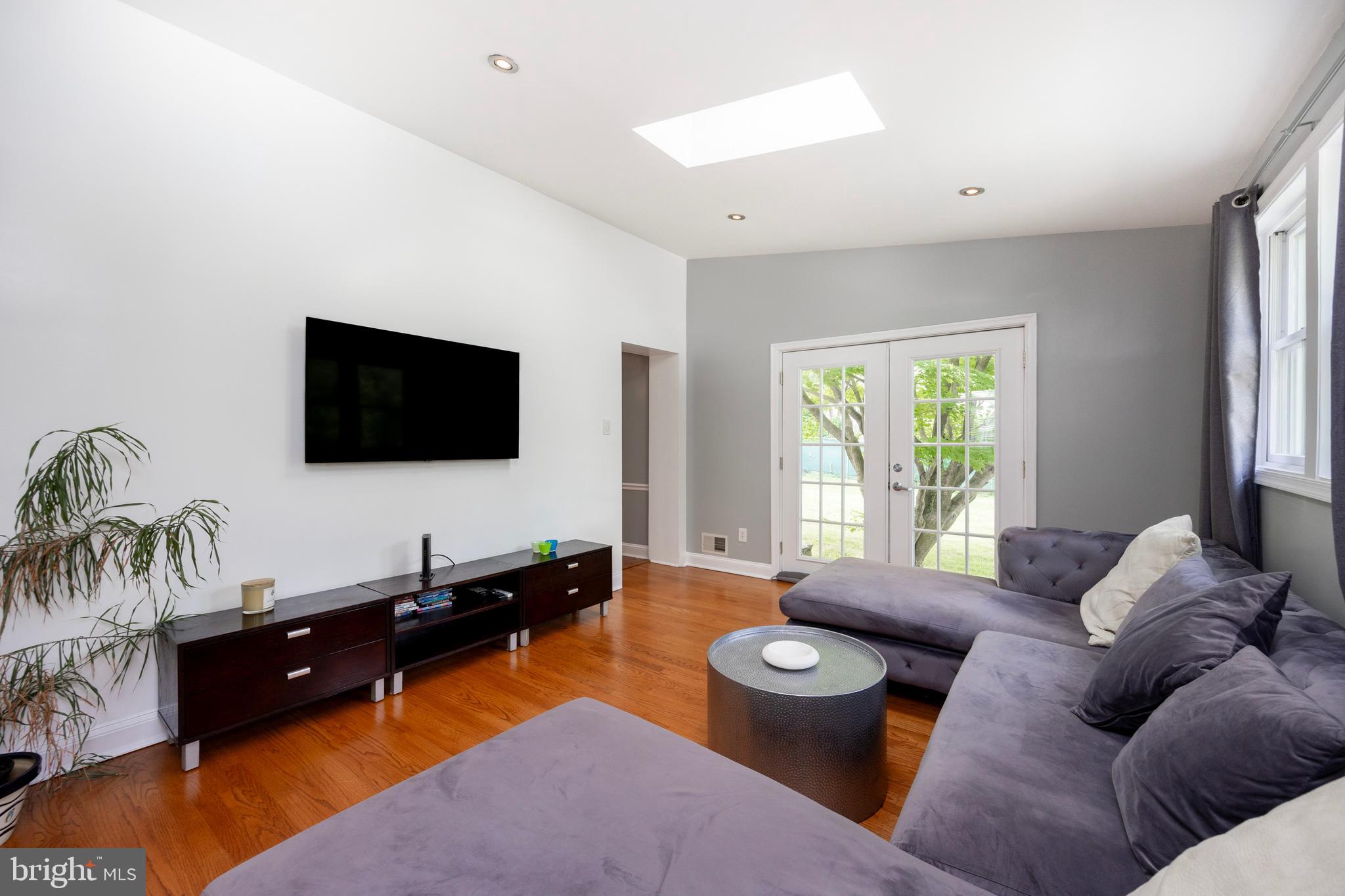 WYNNEWOOD VALLEY - Residential