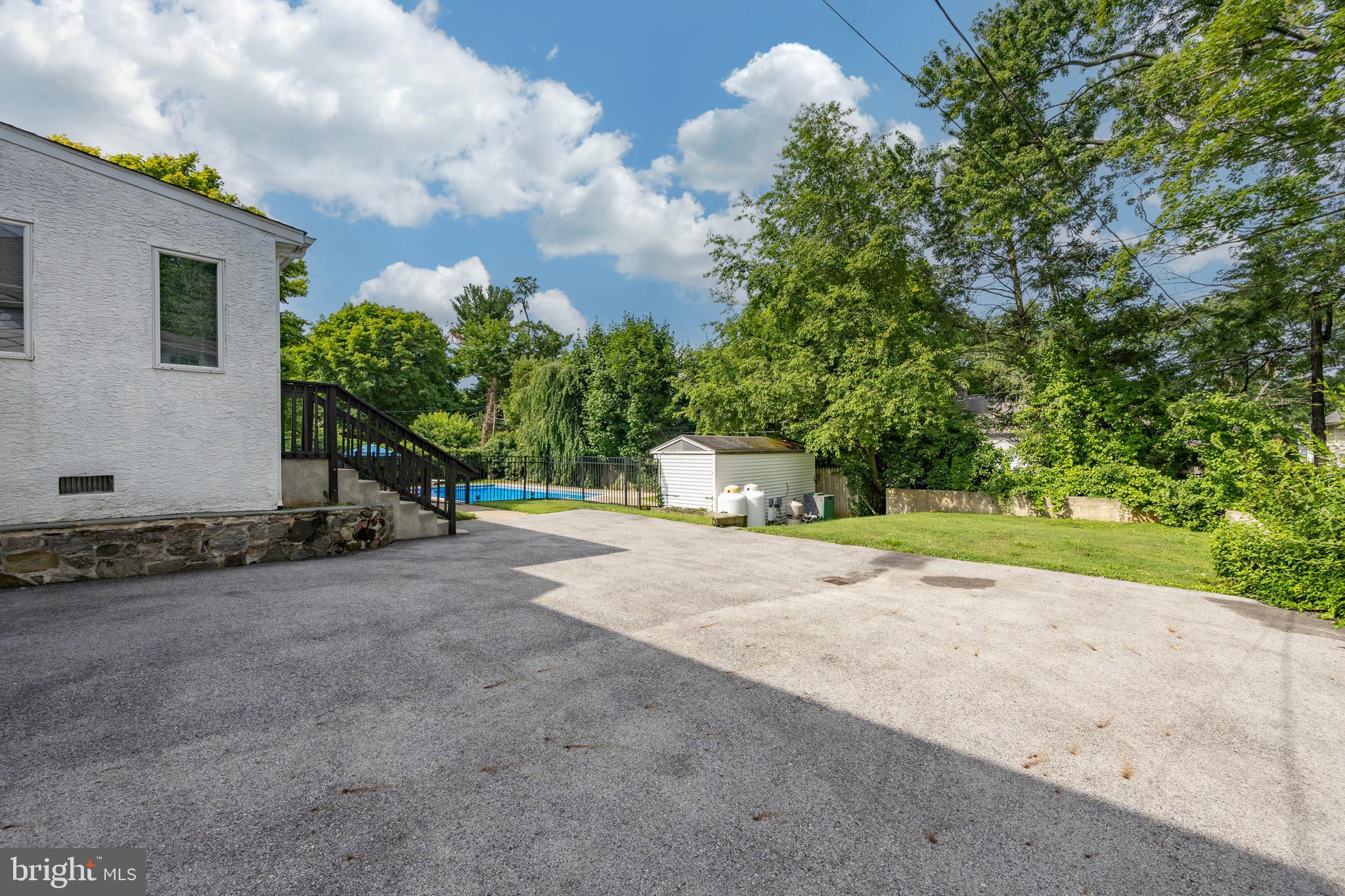 WYNNEWOOD VALLEY - Residential