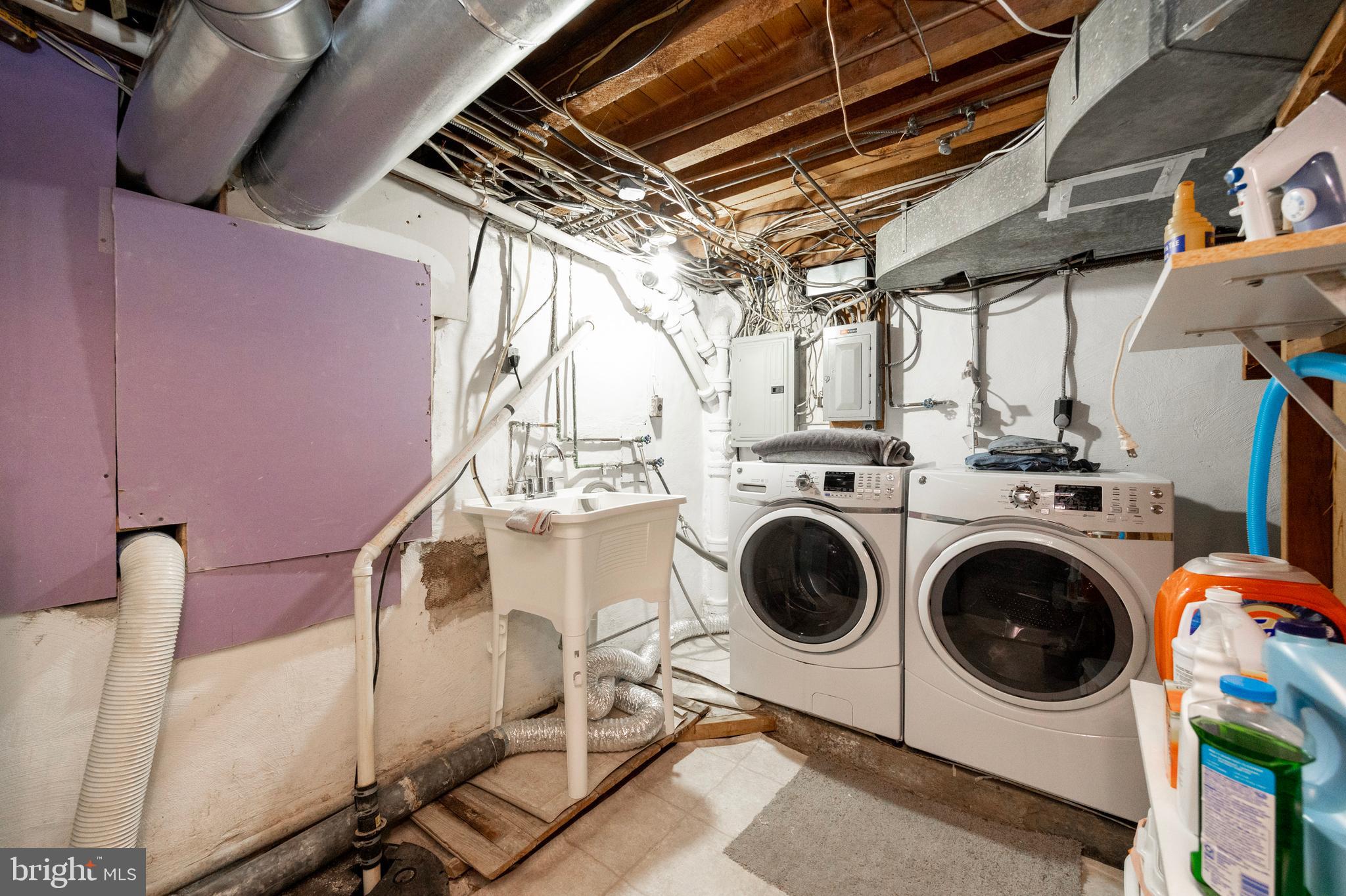 WYNNEWOOD VALLEY - Residential