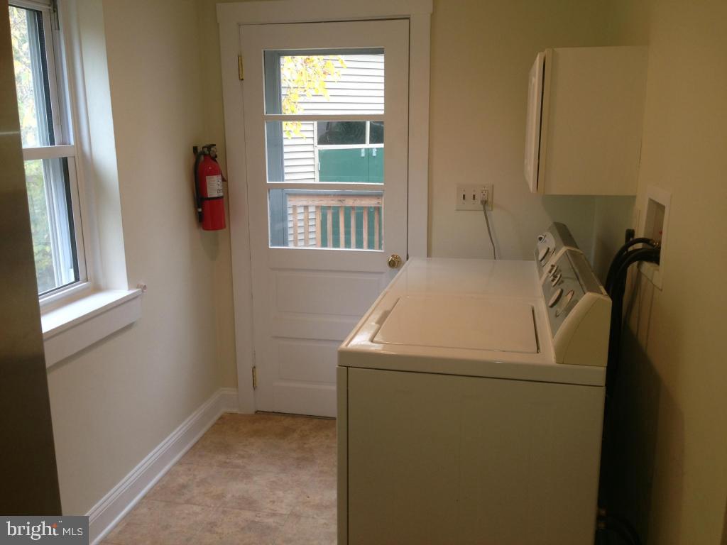 CEDAR MILL - Residential