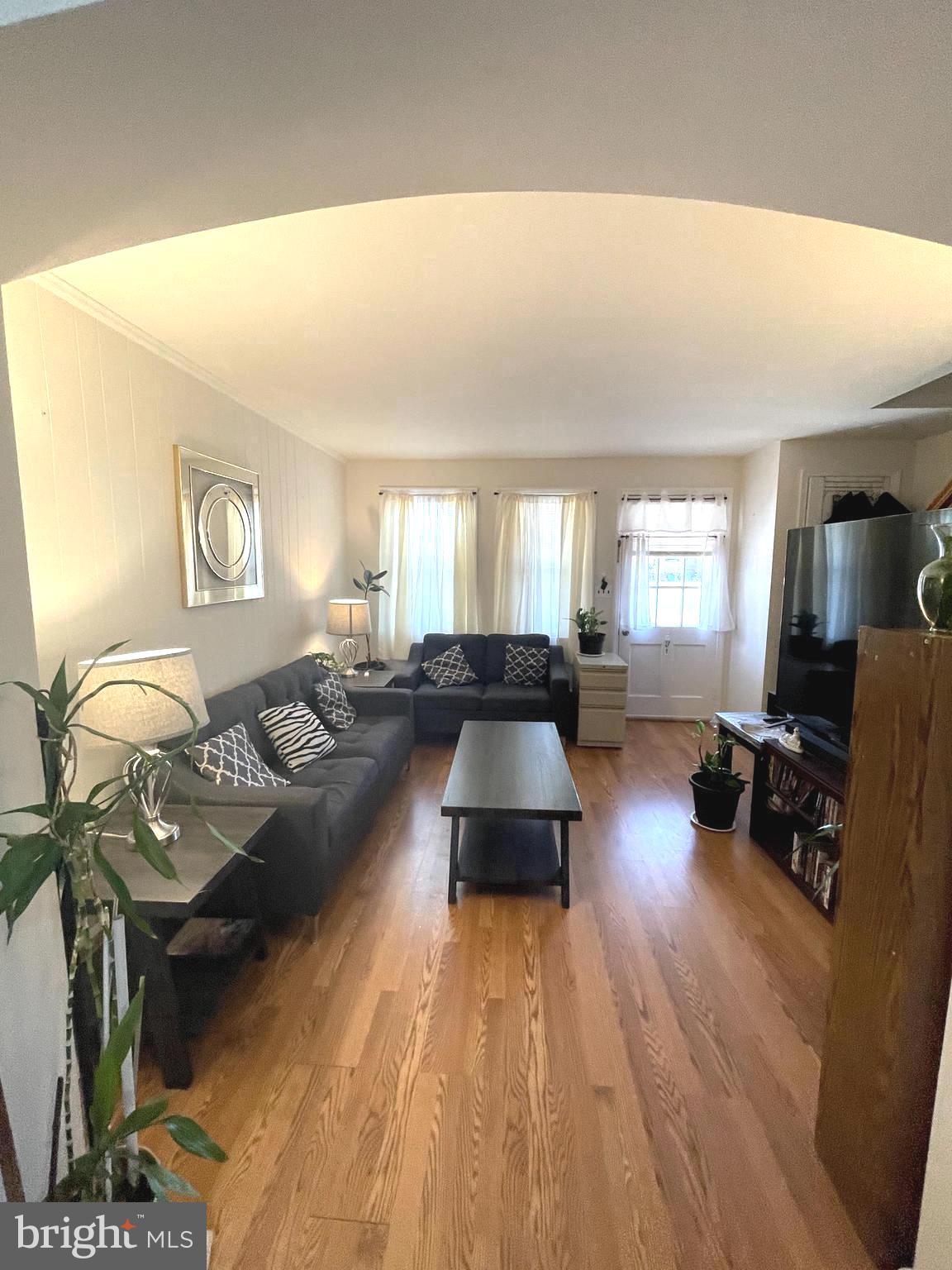 EASTWOOD - Residential