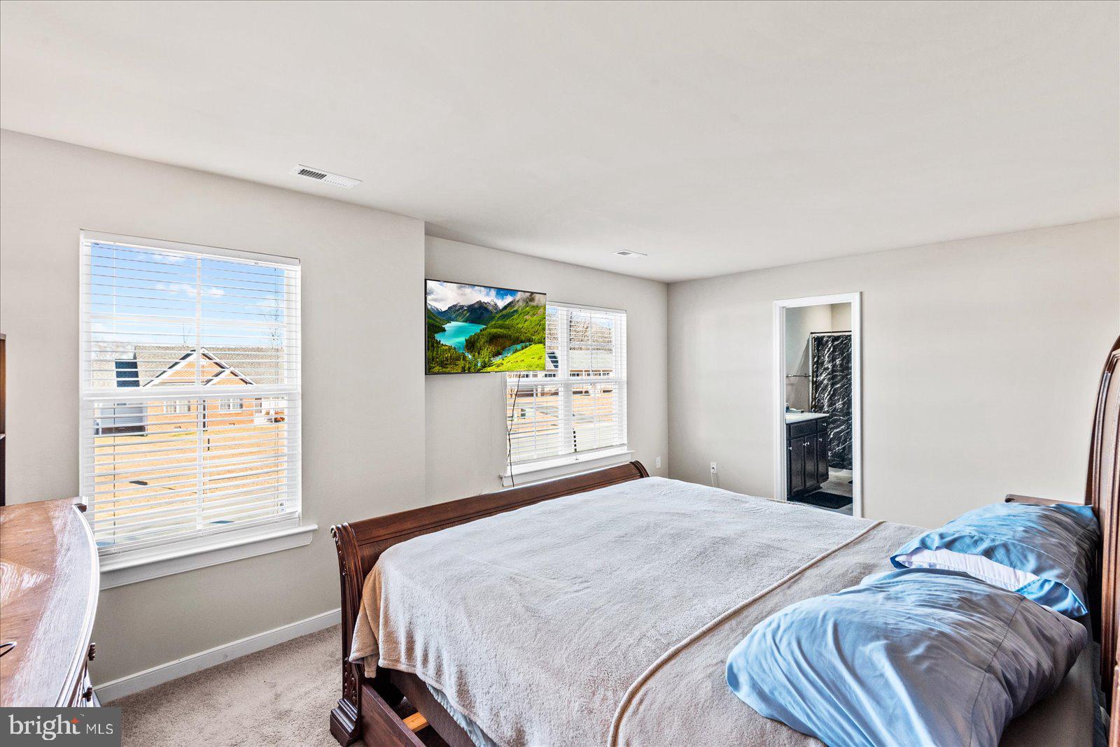 MCCAULEY PARK - Residential