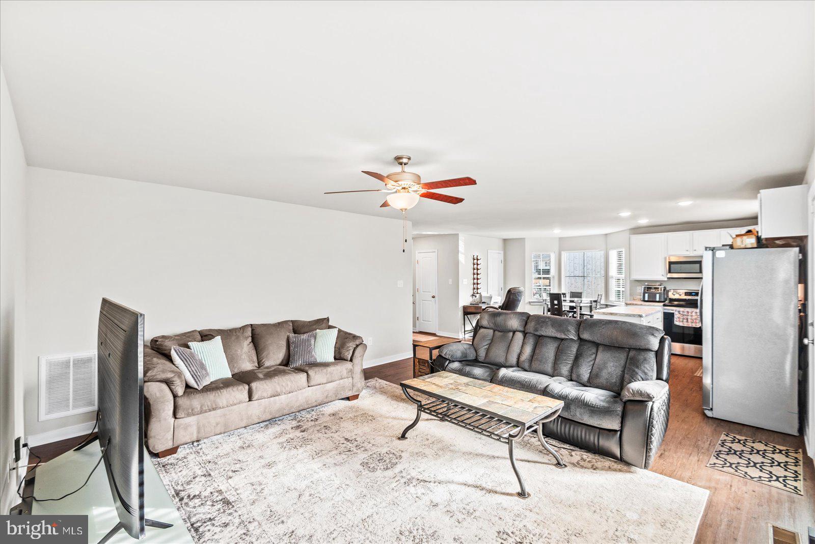 MCCAULEY PARK - Residential