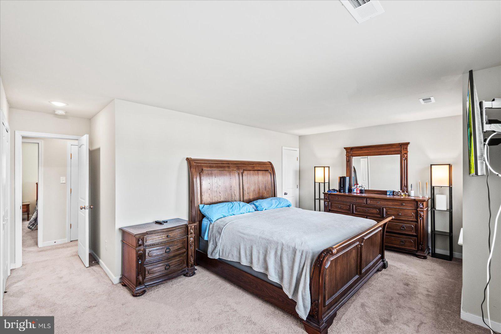 MCCAULEY PARK - Residential