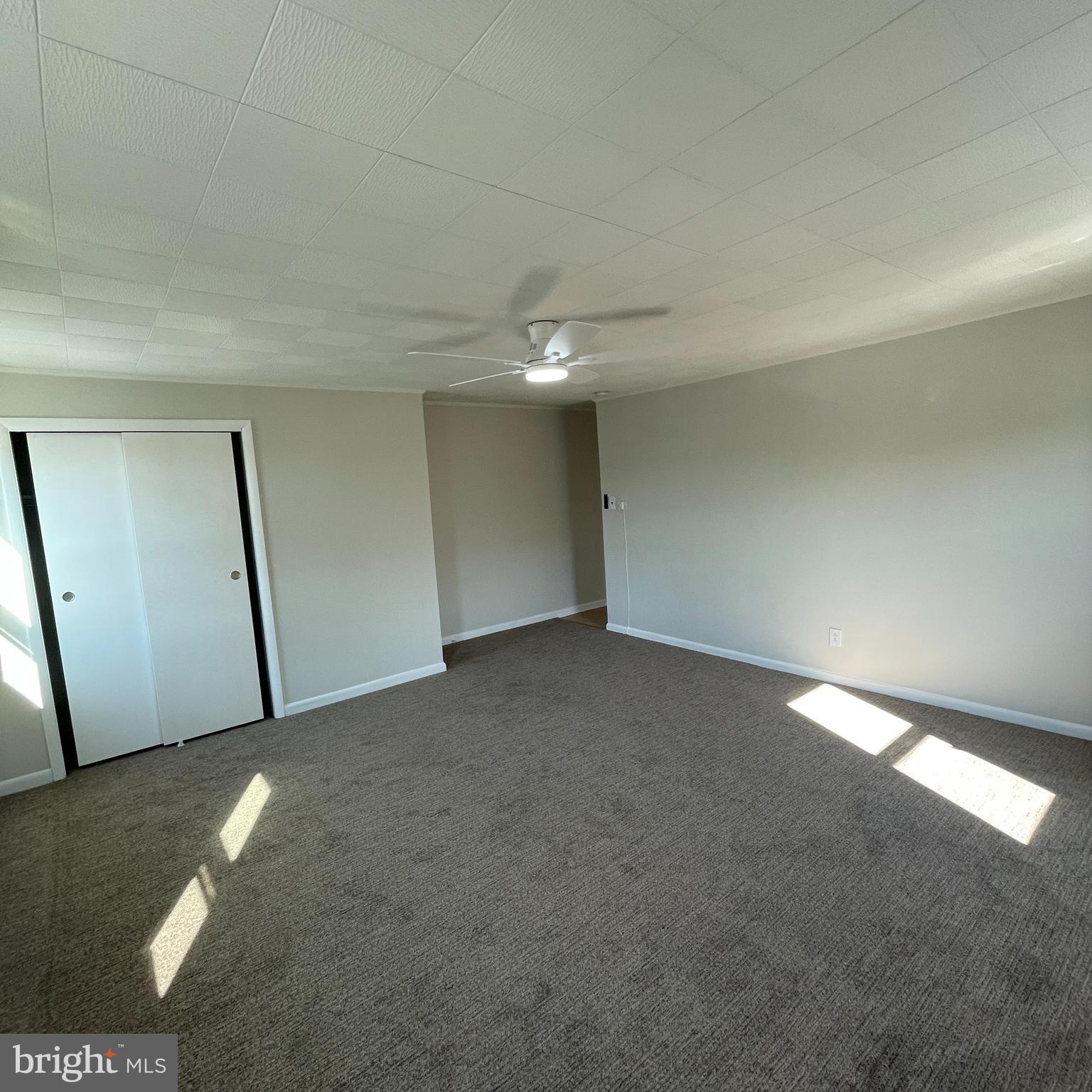 2721 E SOMERSET STREET 3RD FLOOR