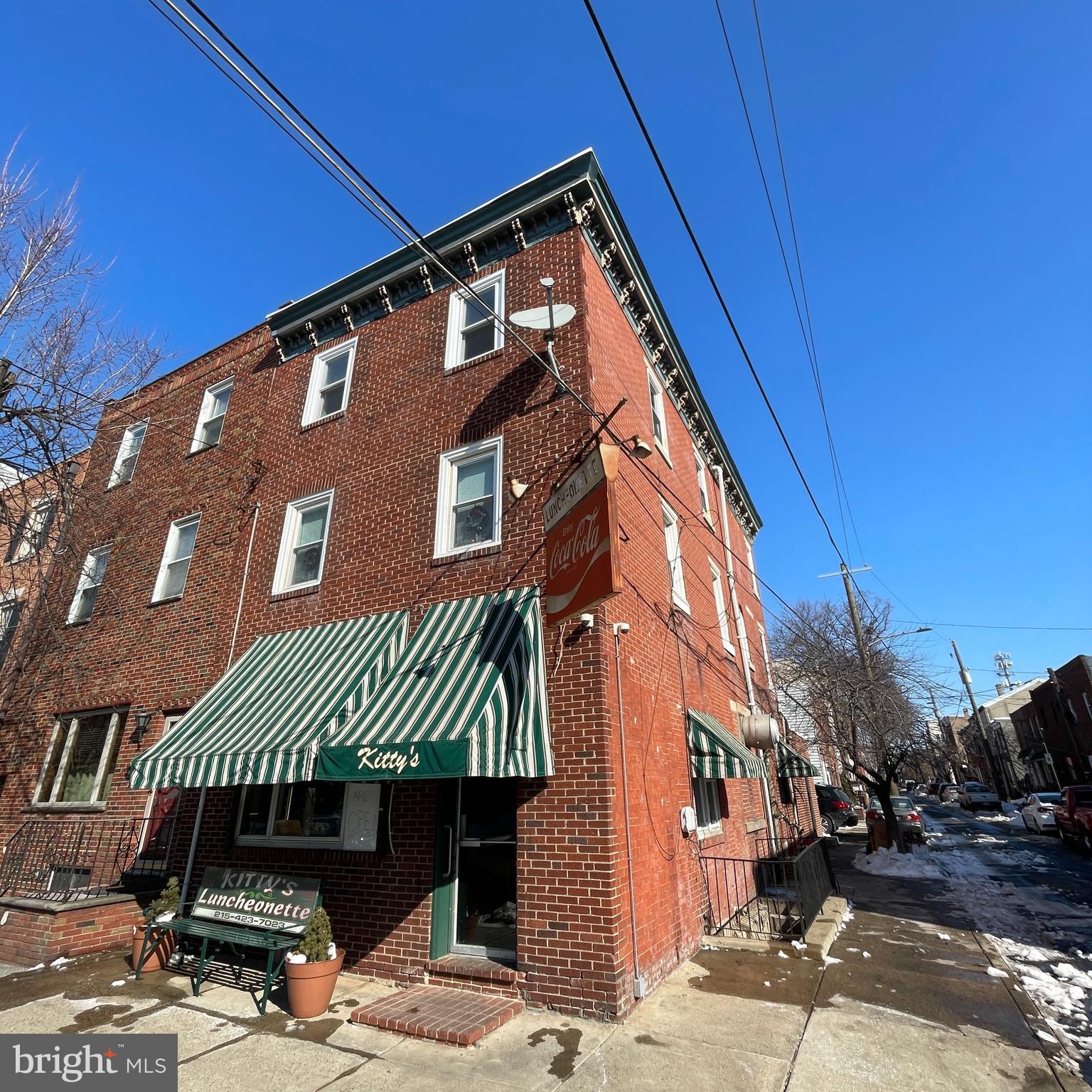 2721 E SOMERSET STREET 3RD FLOOR