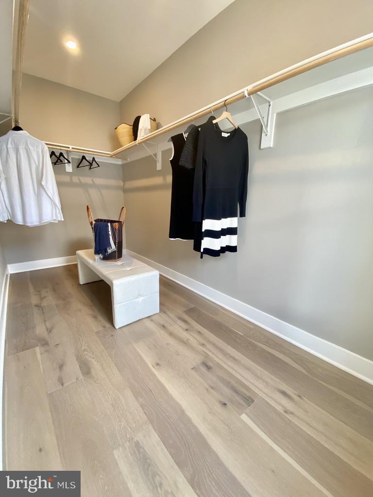 THE GROVE - Residential Lease