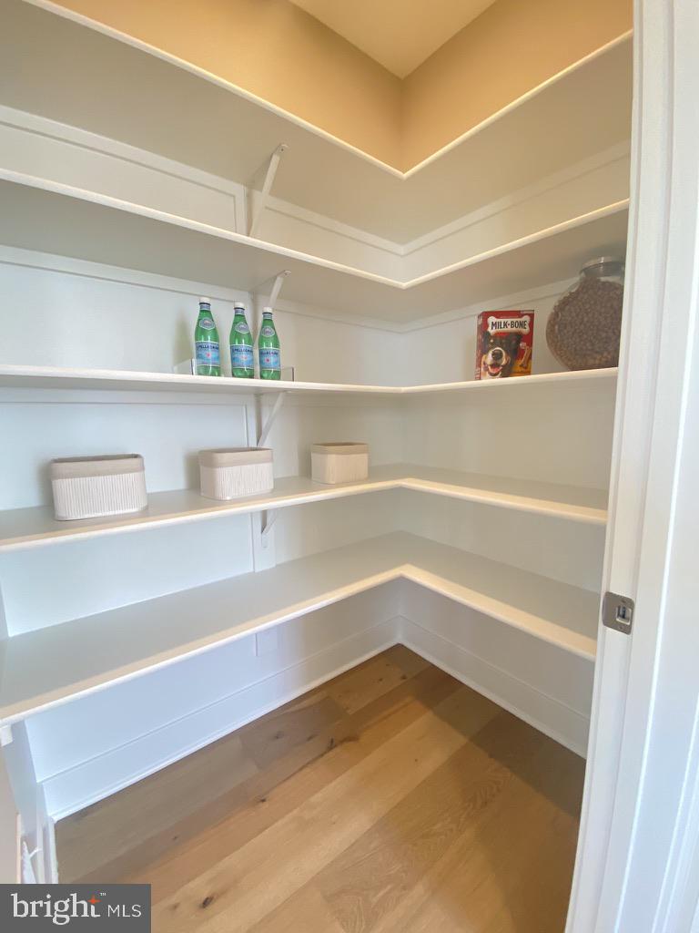 THE GROVE - Residential Lease