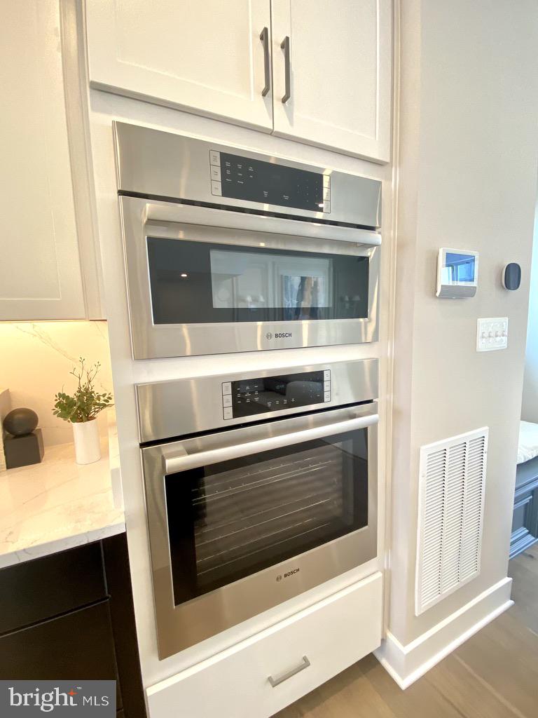 THE GROVE - Residential Lease