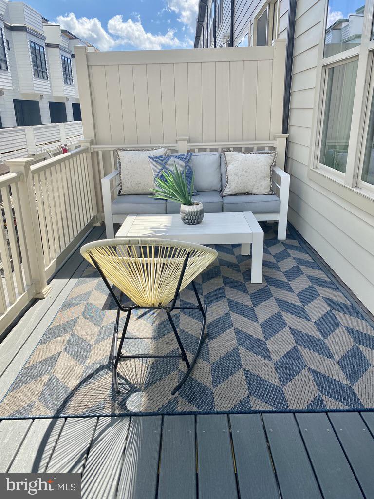 THE GROVE - Residential Lease