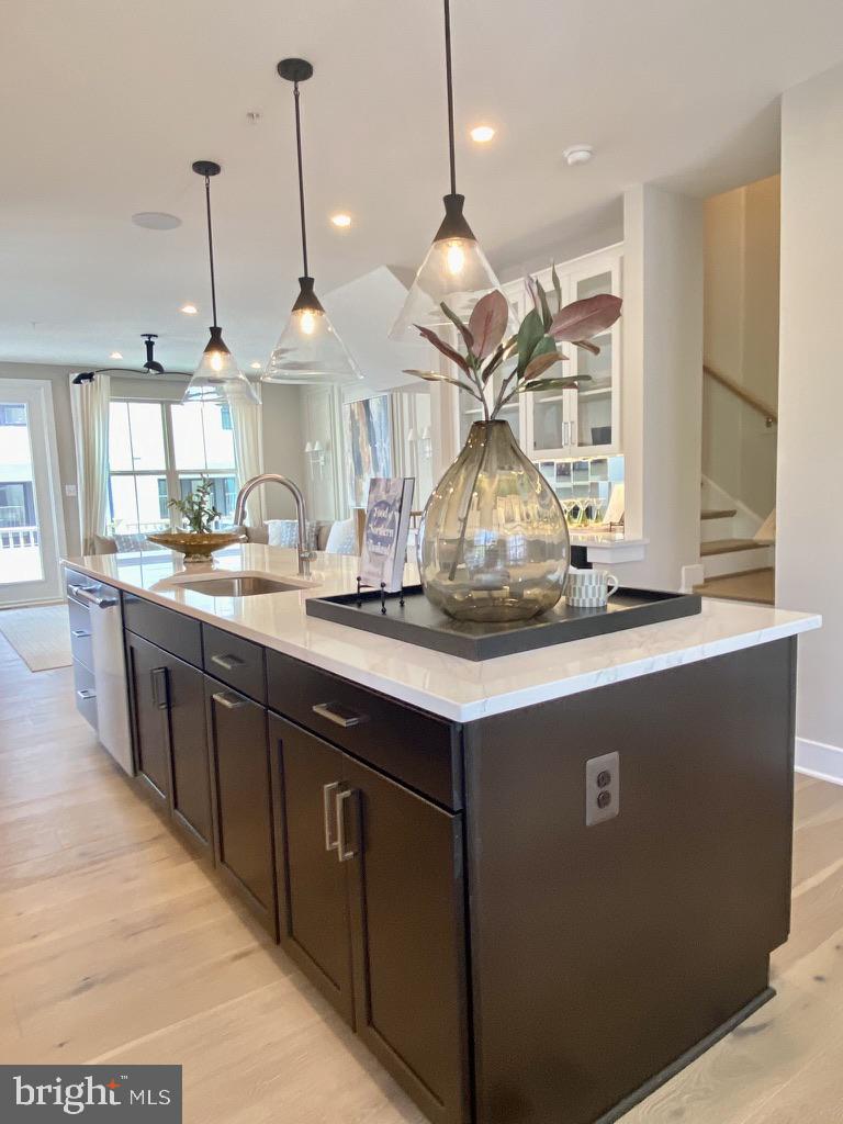 THE GROVE - Residential Lease