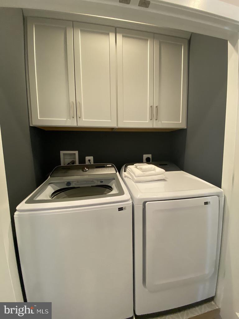 THE GROVE - Residential Lease