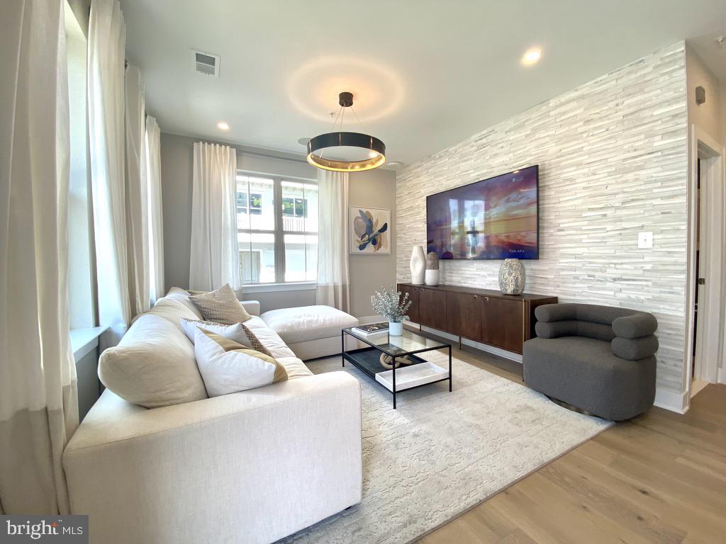 THE GROVE - Residential Lease