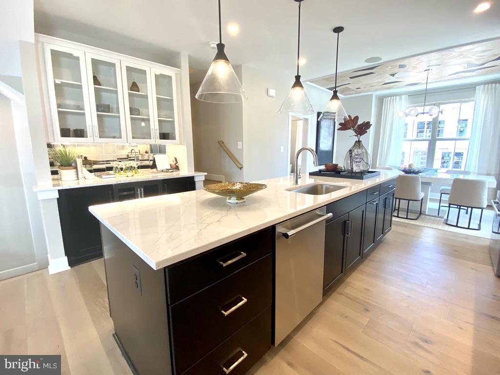 THE GROVE - Residential Lease