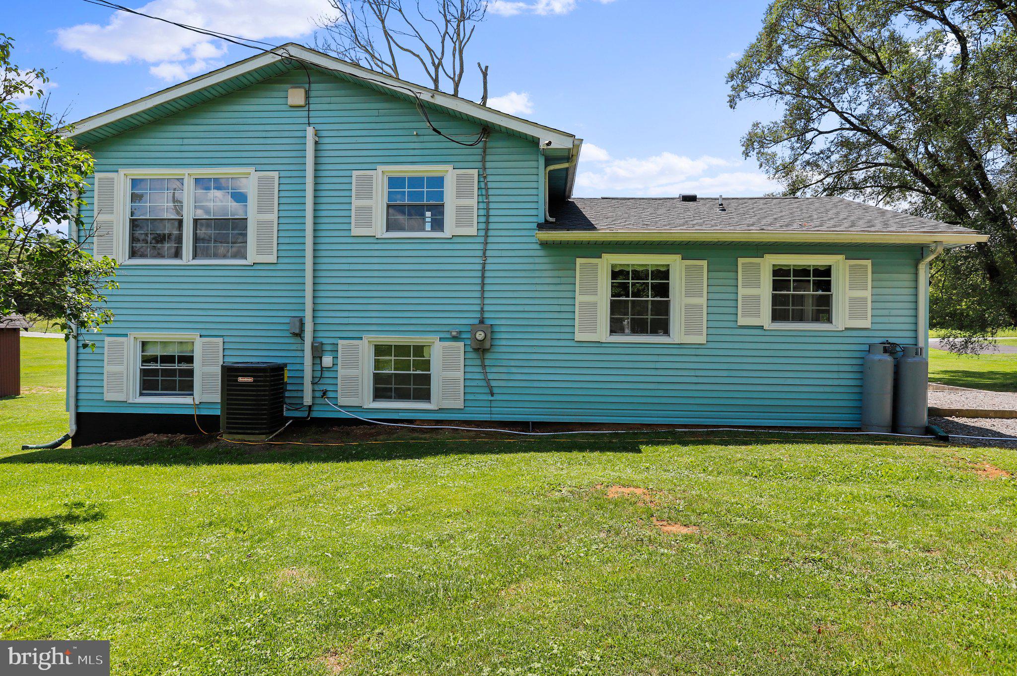 POTOMAC HEIGHTS - Residential