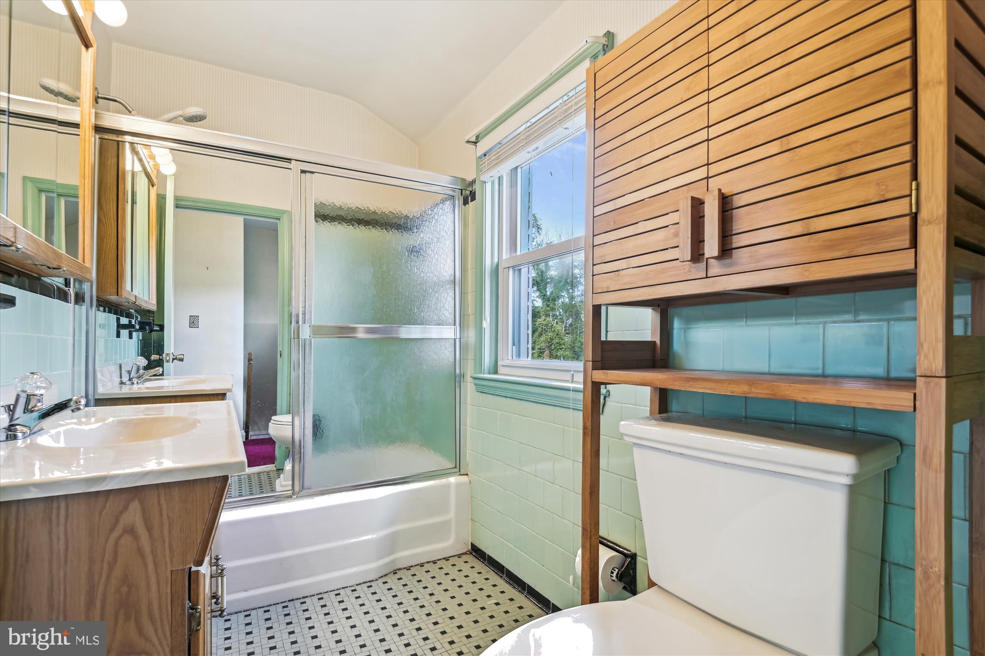 WEST ARLINGTON - Residential