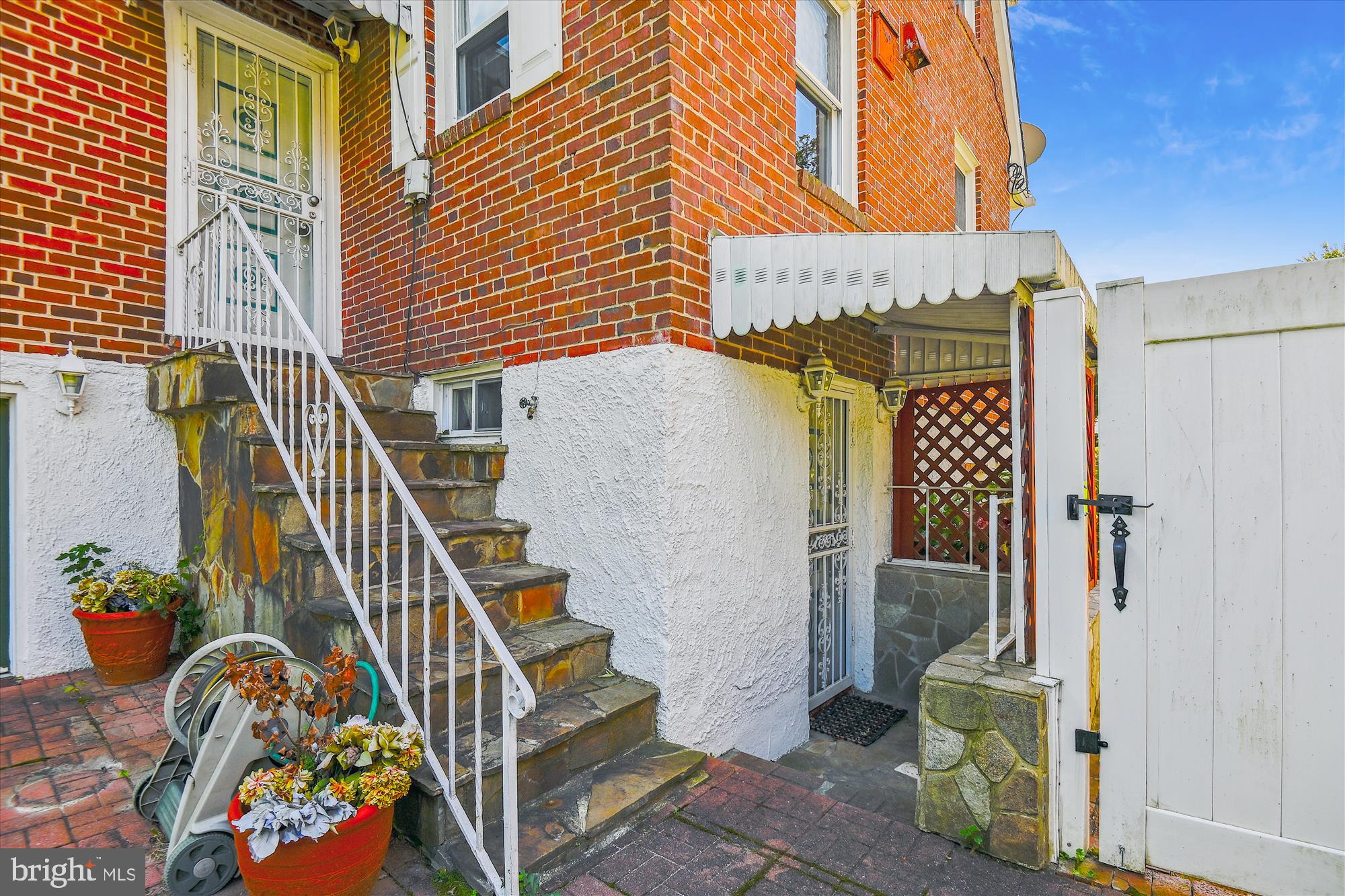 WEST ARLINGTON - Residential