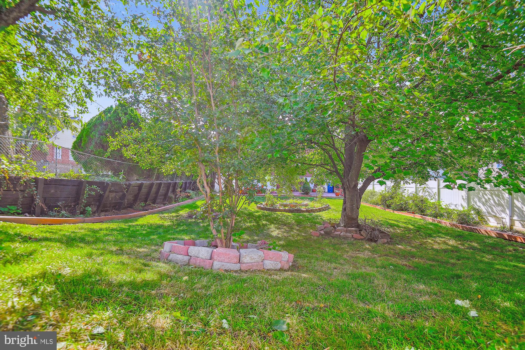 WEST ARLINGTON - Residential