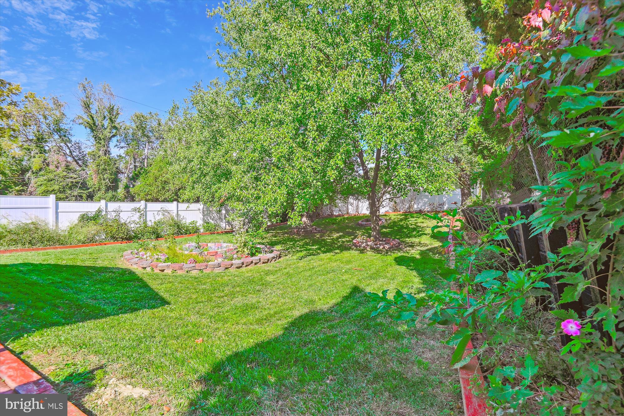 WEST ARLINGTON - Residential